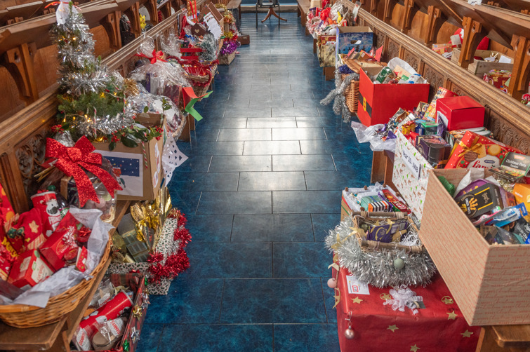christmas hampers 2023 106