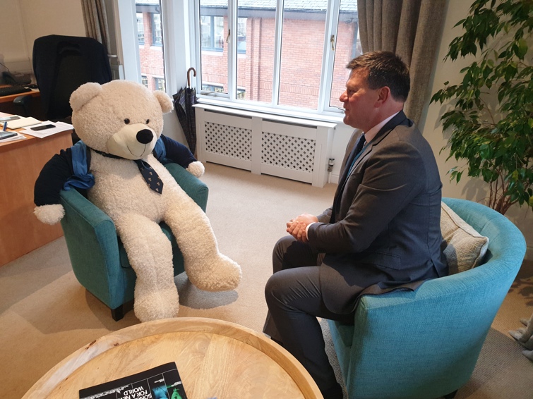 Wudey%20Bear%20with%20Headmaster%20Eugene%20du%20Toit