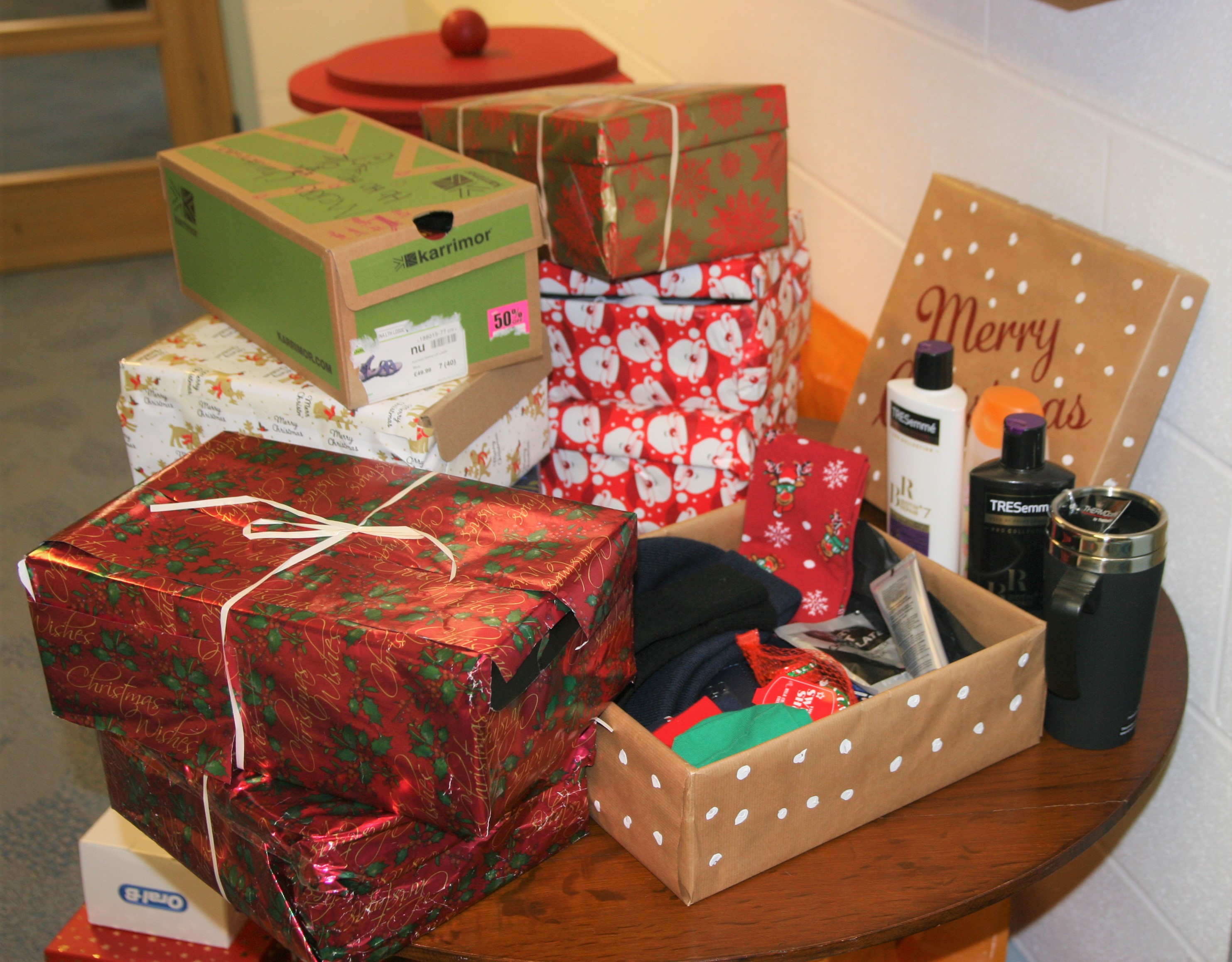 Shoebox shop