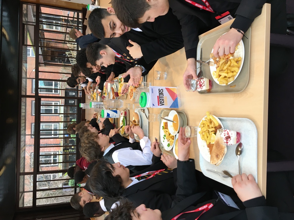 Fulham%20Cross%20Academy%20lunch%20with%20Eton%20College%202