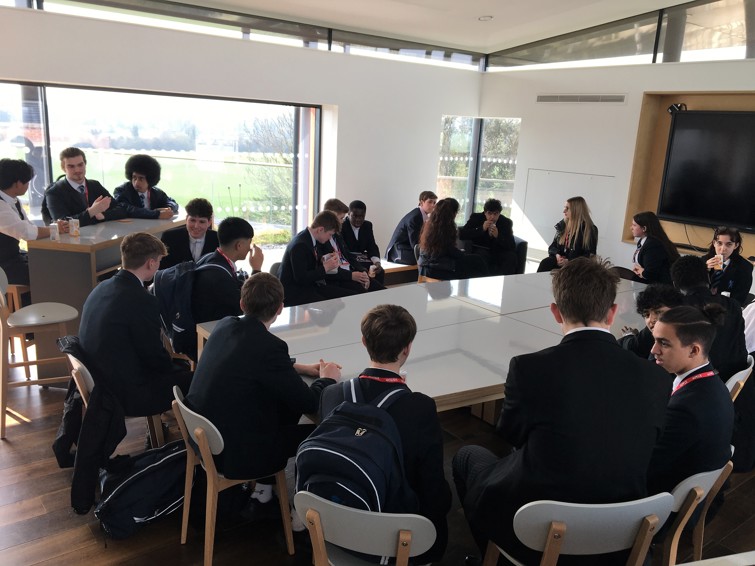 John%20Madejski%20Academy%20%20Visit%20Breaktime%20with%20Eton%20students