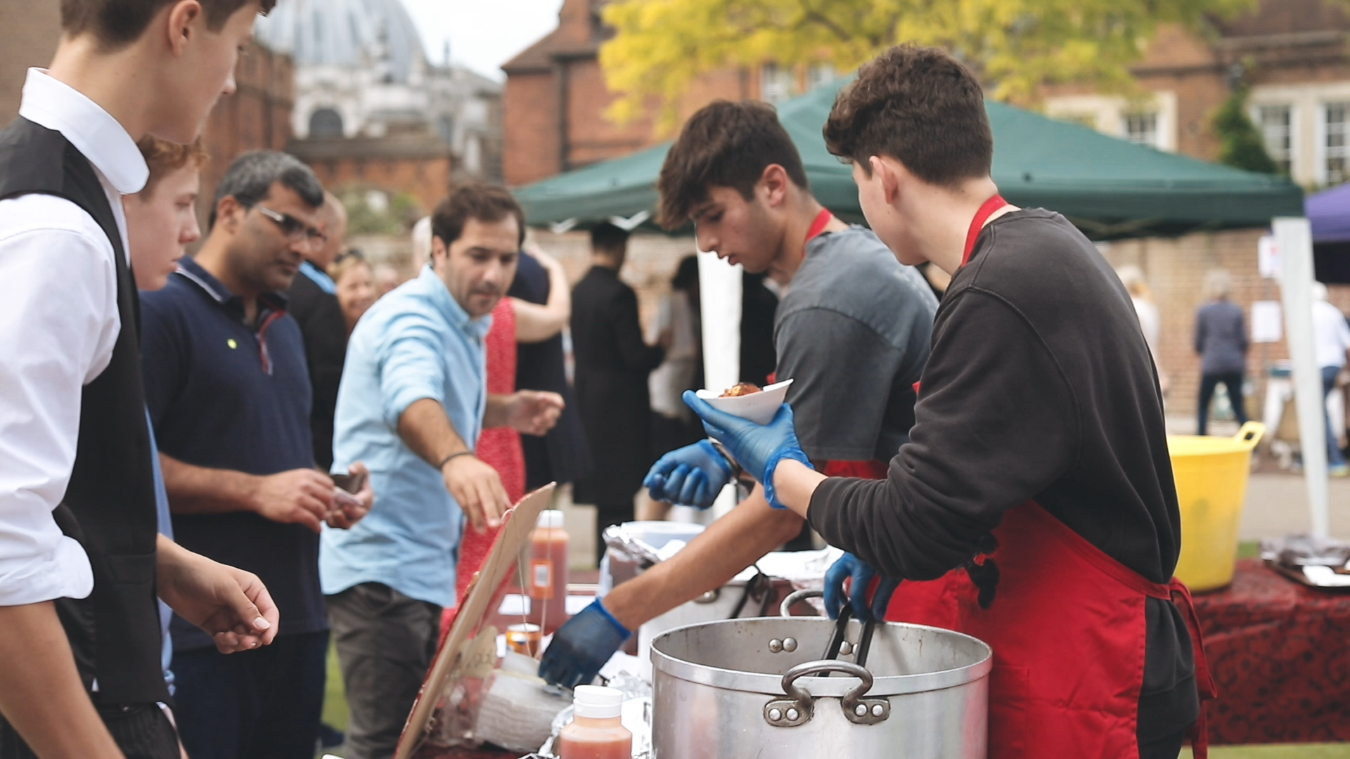 Eton%20Action%20Fair%202021%20-%20Surving%20Food%20
