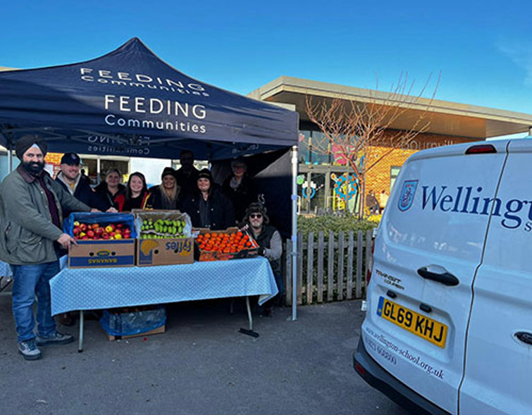 Feeding%20Communities%20Bournville%20School%20fruit%20stall%20and%20school%20van%20Jan%202023%20500