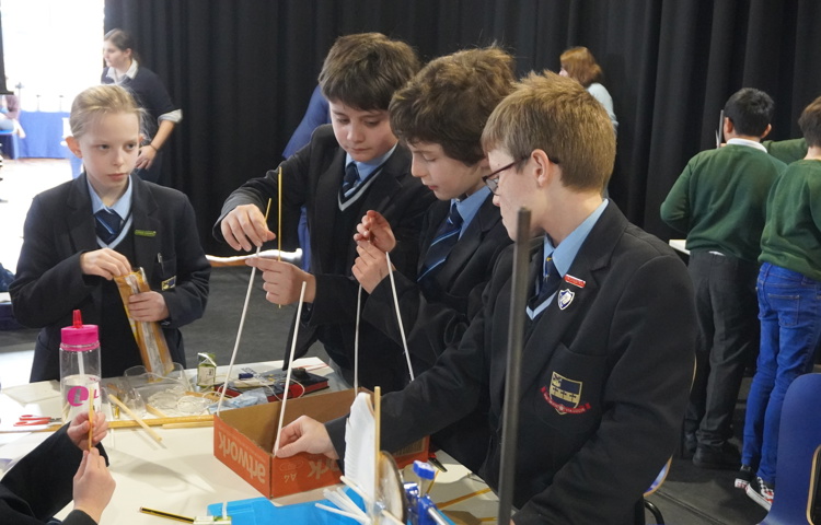 Primary Schools Science and Engineering Challenge - Schools Together