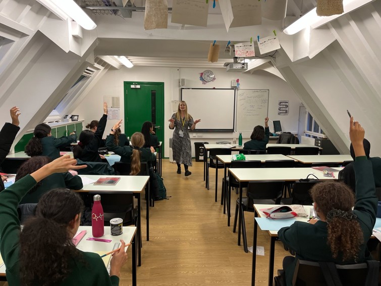 Holly%20Willis%20teaching%20St%20Marylebone