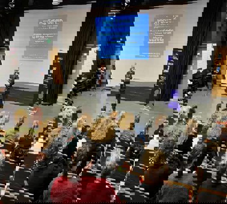 Sidcot%20Education%20Conference_Vaping%20and%20Drugs