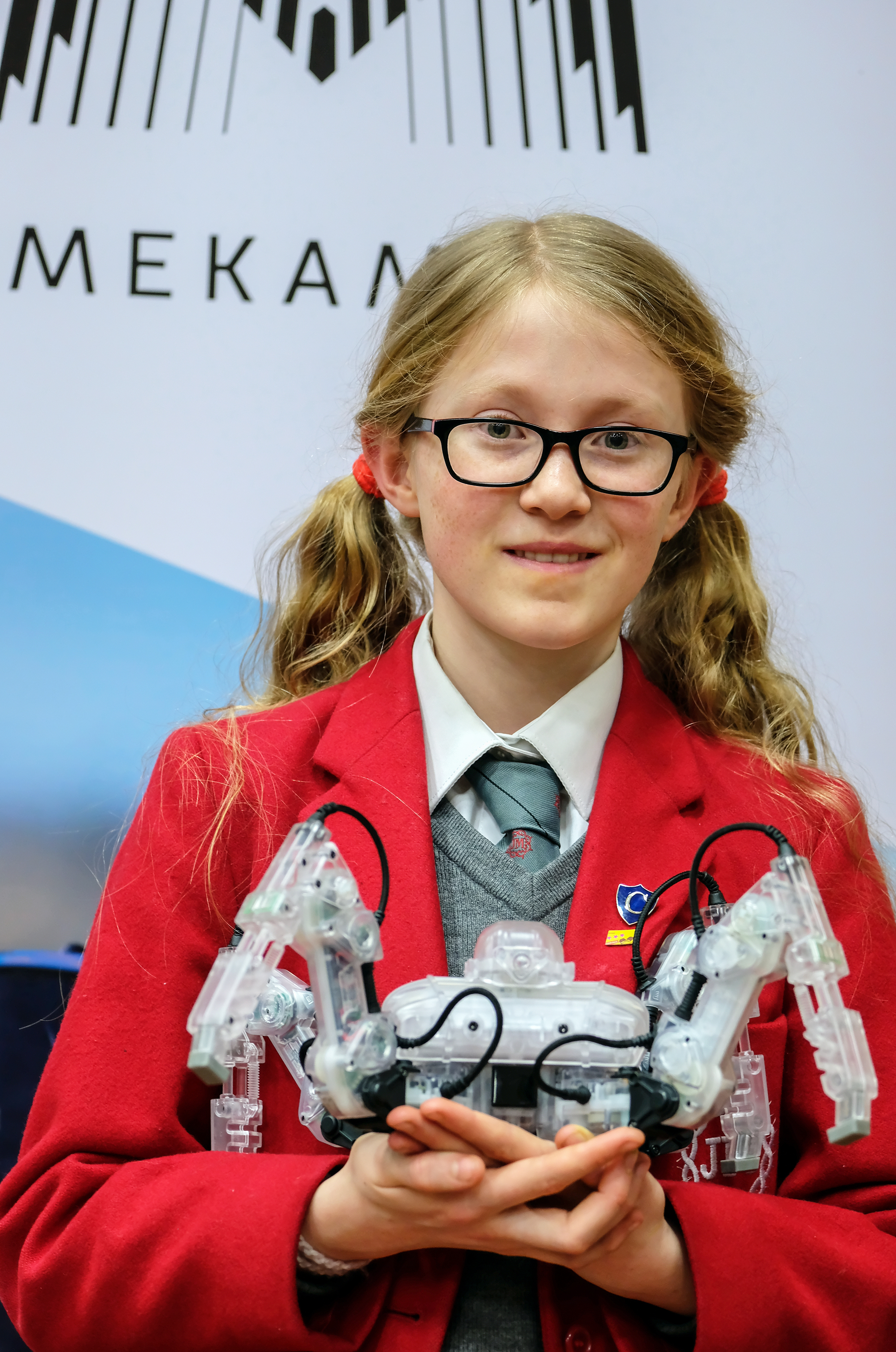 Student%20holding%20Mekamon%20-%20small